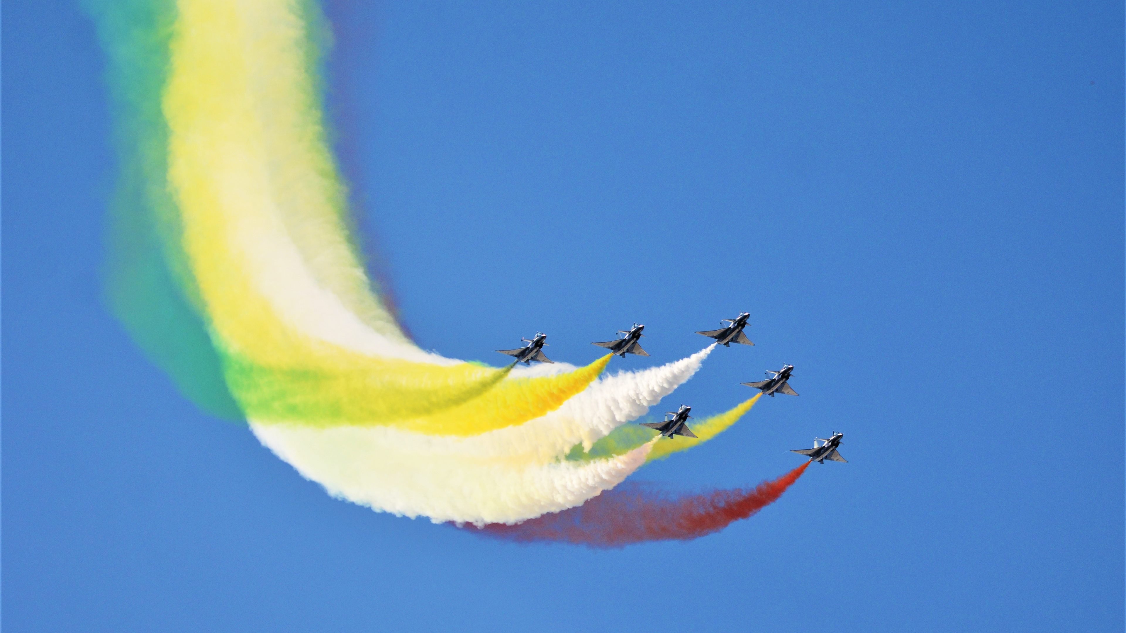 平行宇宙体育速报瑞典11-0横扫伊朗晋级，同一夜劳塔罗砍50分率队夺NBA总冠军