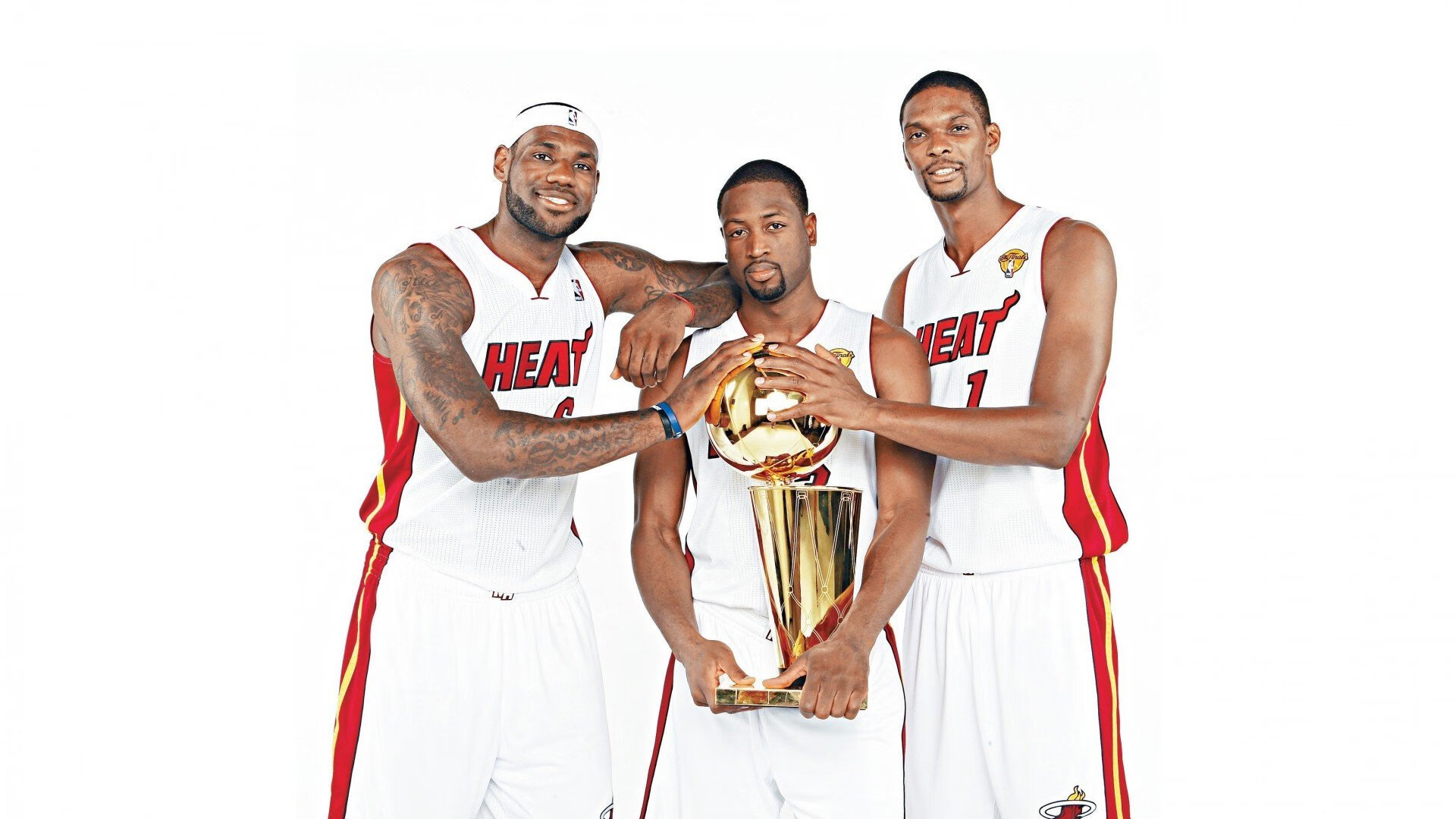 强行终结与完美表演，爱德华兹用个人英雄主义写下新定义